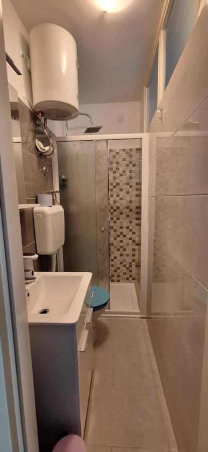 Apartments Villa Milenka Novalja Ngoại thất bức ảnh