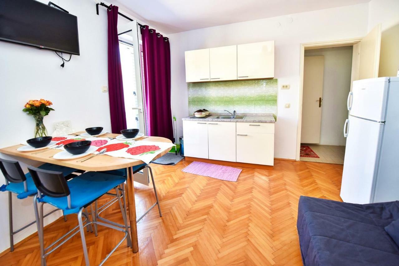 Apartments Villa Milenka Novalja Ngoại thất bức ảnh