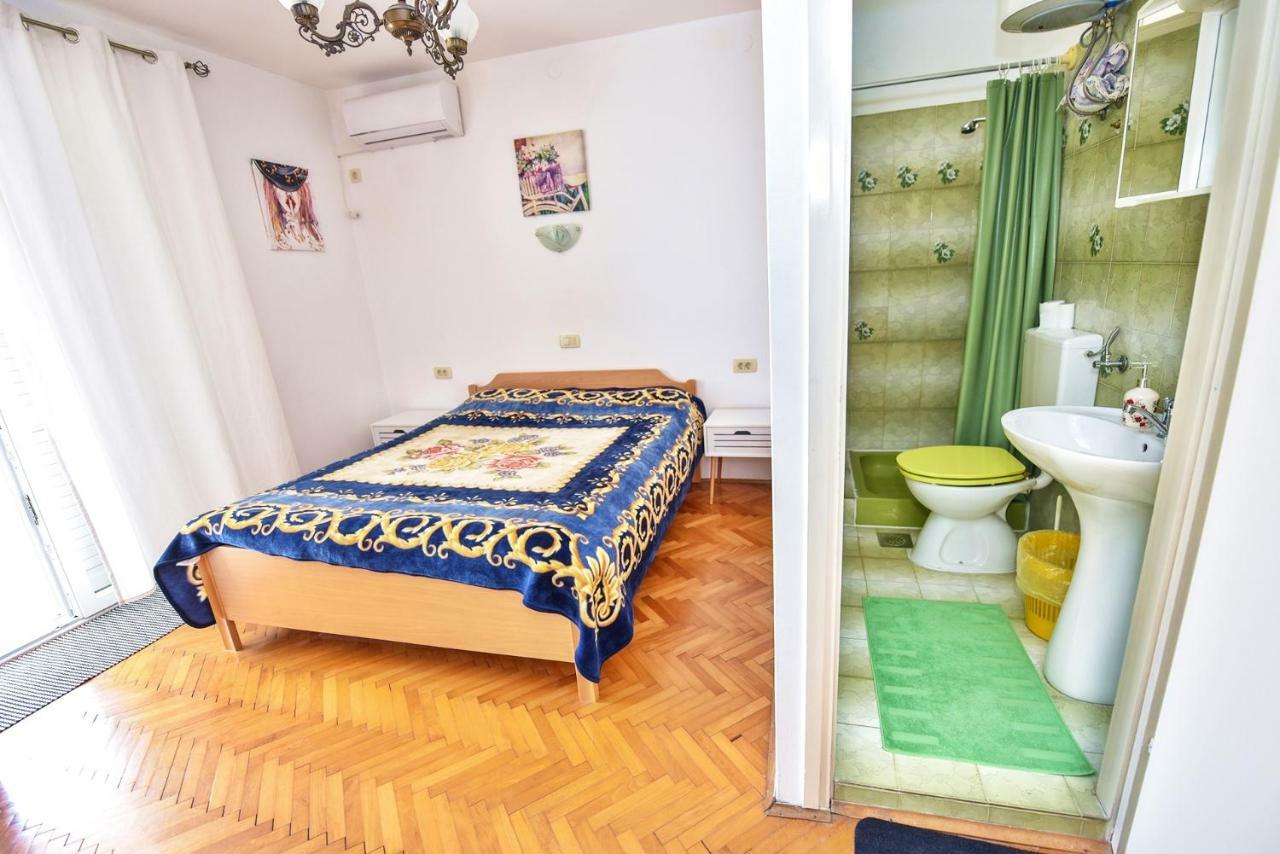 Apartments Villa Milenka Novalja Ngoại thất bức ảnh