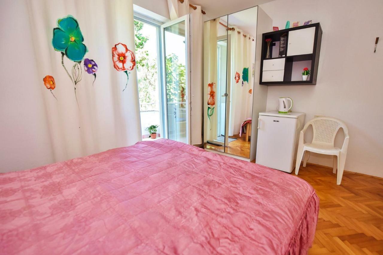 Apartments Villa Milenka Novalja Ngoại thất bức ảnh